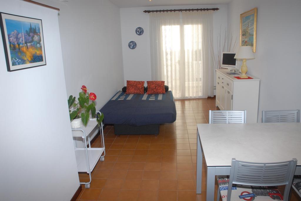 Apartaments Bonaventura 7 锡切斯 外观 照片
