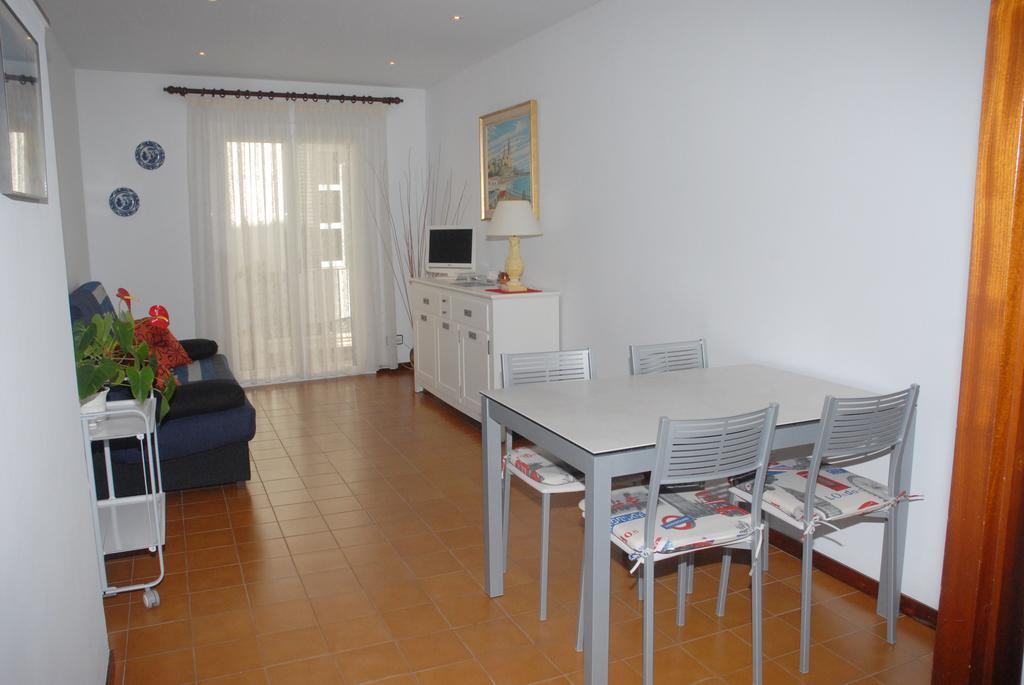 Apartaments Bonaventura 7 锡切斯 外观 照片